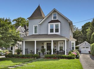 28 Lafayette St, Rumson, NJ 07760