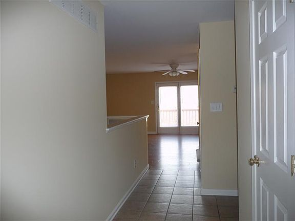 3rd image of 3848 Sugar Creek Dr