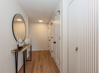 5740 N Sheridan Rd APT 9B, Chicago, IL 60660