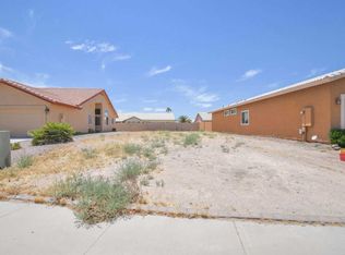 2111 N Sweetwater Dr, Casa Grande, AZ 85122