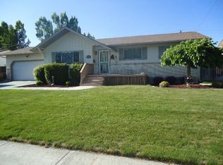 1716 Olympia Dr, Idaho Falls, ID 83402