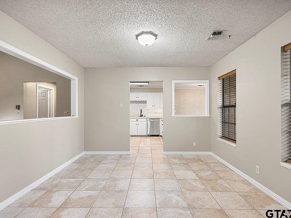 4th image of 15938 Big Oak Bay Rd