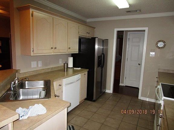 5th image of 10710 Union Ct