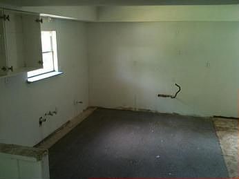 4th image of 802 Hill St