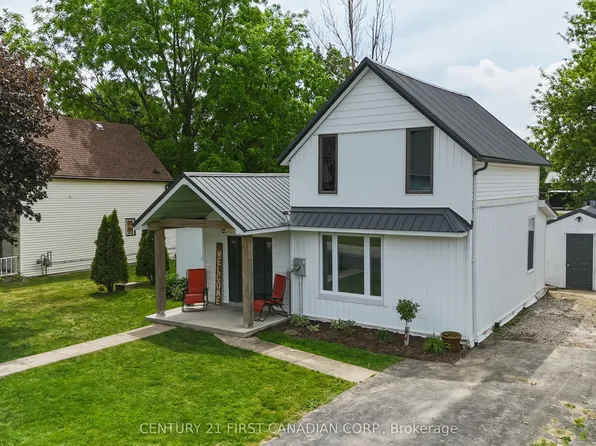 8073 Francis St, Brooke Alvinston, ON N0N 1A0
