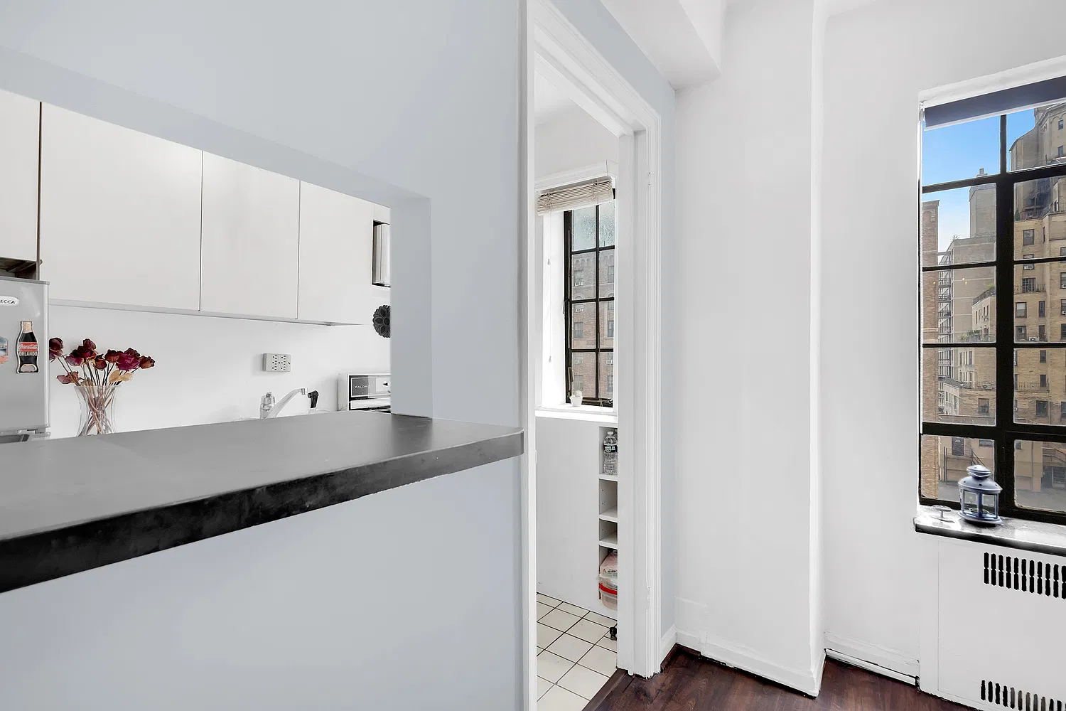 10 Park Avenue — Photo 2