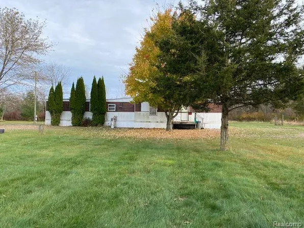 1771 S Hurds Corner Rd, Caro, MI 48723