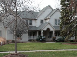 432 S Prairie Ave, Elmhurst, IL