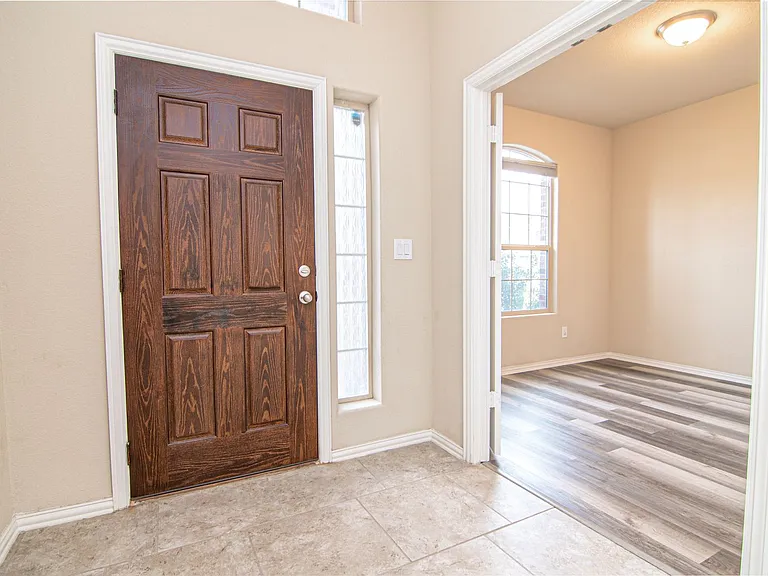 6715 Hall Of Fame Blvd — Photo 5