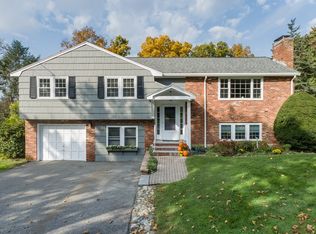 6 Erie Ln, Danvers, MA 01923