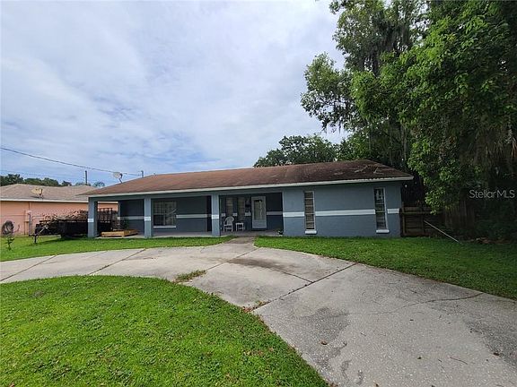 3rd image of 142 Hollyhock Ct