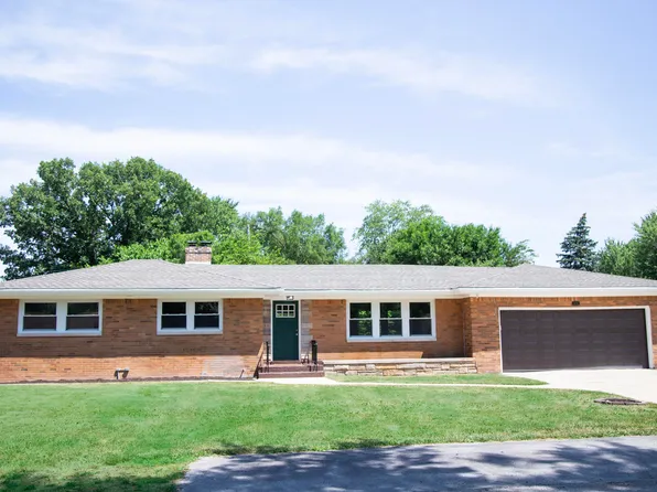 1830 W 60th Pl, Merrillville, IN 46410