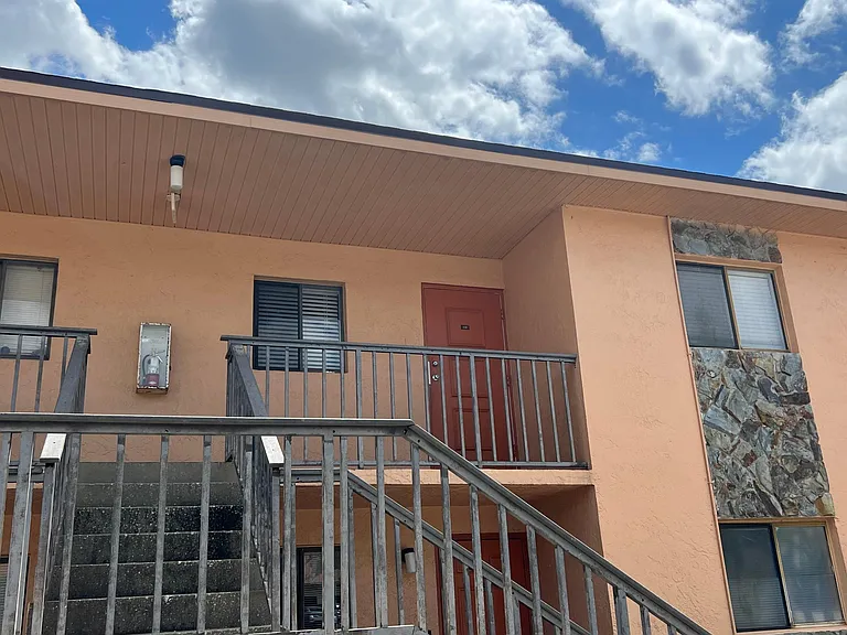 2650 Park Windsor Dr #106 — Photo 15