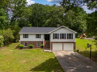 121 Stonewood Dr, Toccoa, GA 30577