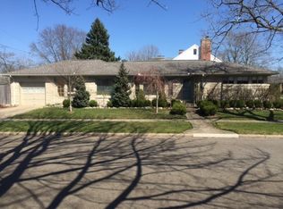 1701 Cedar St, South Bend, IN 46617