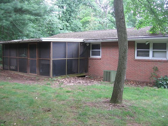 2nd image of 106 Lebanon Ave #L-0073