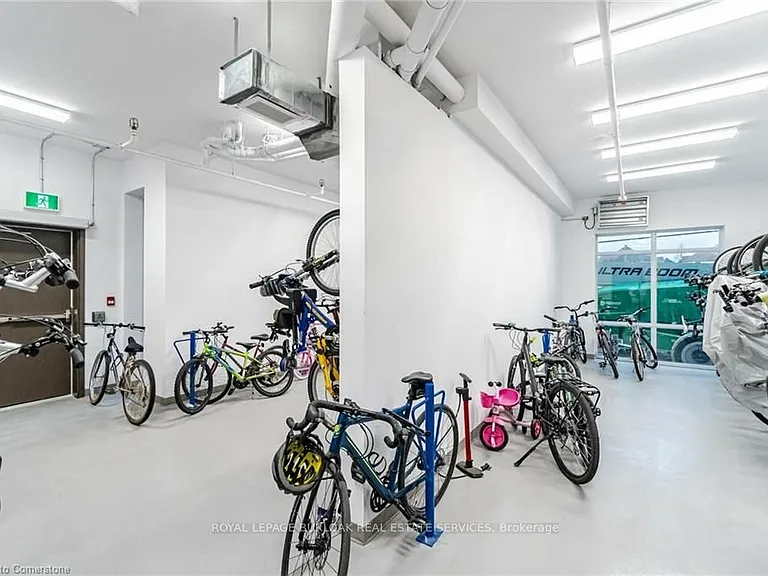 460 Dundas St E #230 — Photo 23