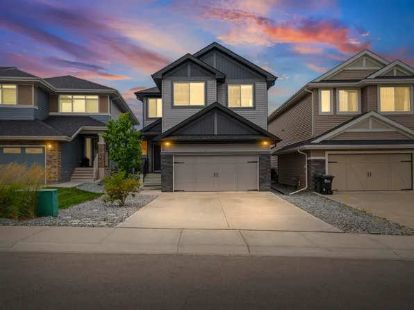 325 Annandale Cres, Strathcona County, AB T8H 1A6