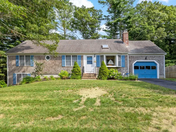 111 Westwind Circle, Osterville, MA 02655