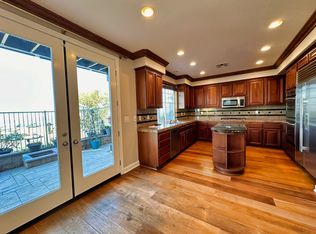 2245 Westwind Way, Signal Hill, CA 90755