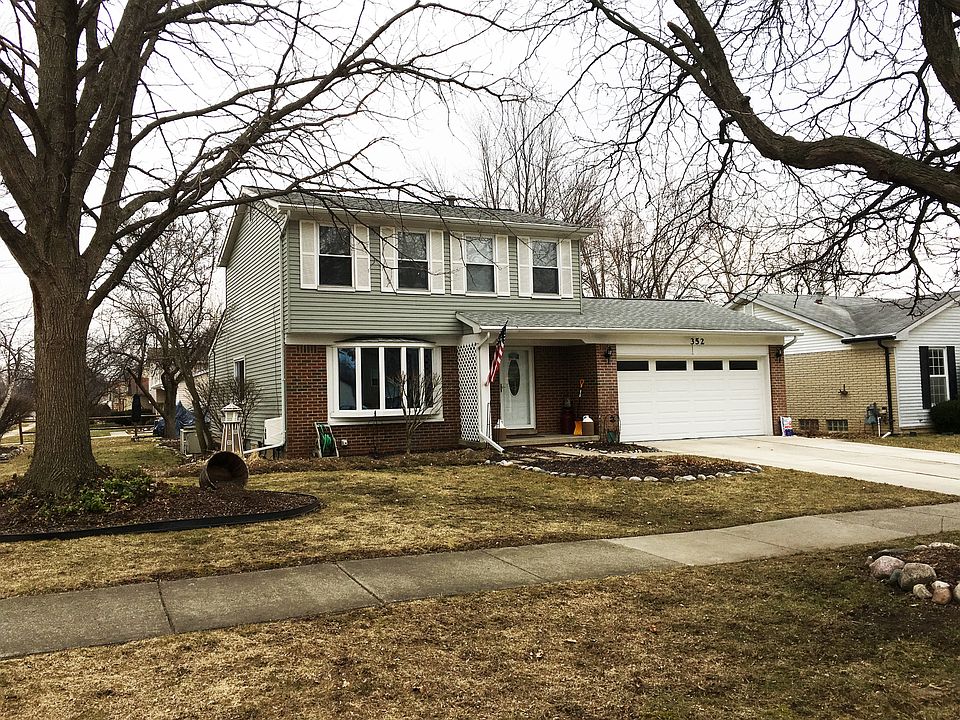 2nd image of 352 Greenleaf St