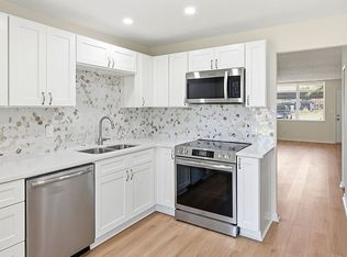 4705 1st St NE APT 137, Saint Petersburg, FL 33703