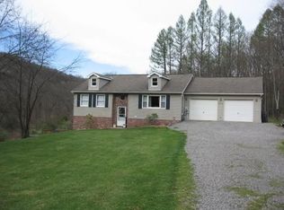 1012 Whitestown Rd, Butler, PA 16001