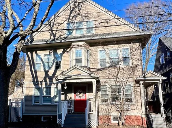 2 Barnes St, Providence, RI 02906