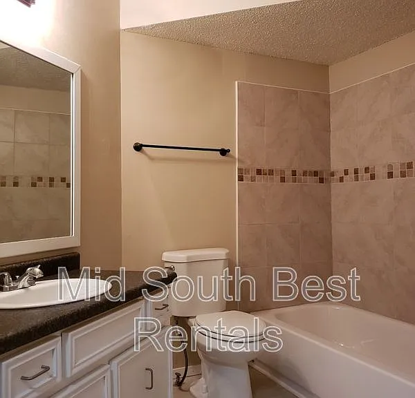 43 Compass Point — Photo 2
