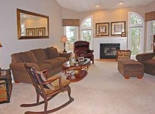 775 Camden Ct, White Lake, MI