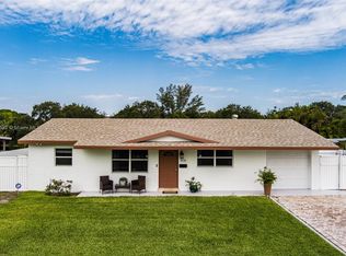 3820 NW 7th Ave, Pompano Beach, FL 33064