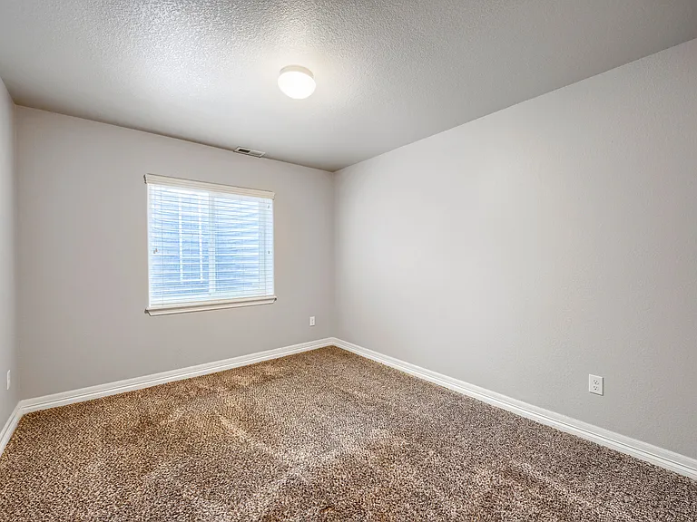 10202 Boulder Ridge Dr — Photo 30