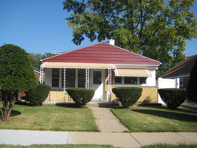 109 Geneva Ave photo 1