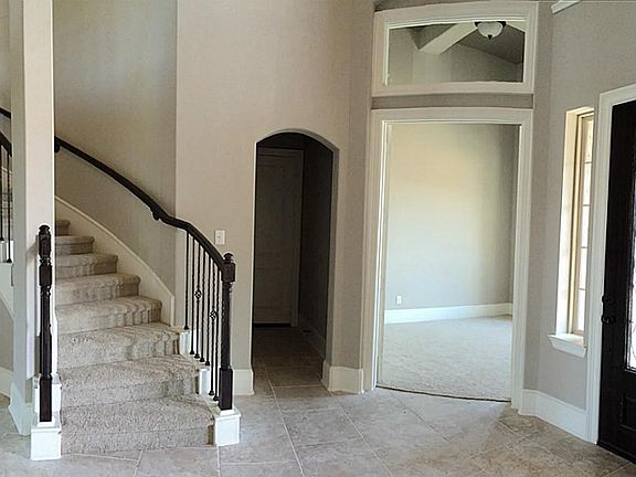4th image of 9702 Lafayette Way