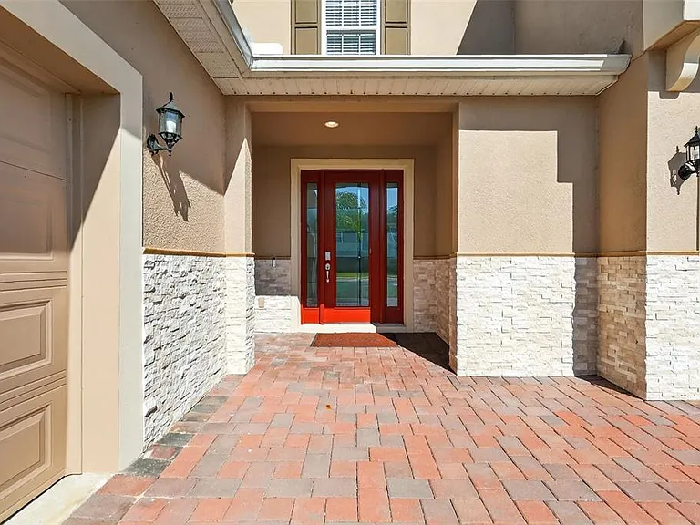 6070 Sierra Crown St — Photo 4