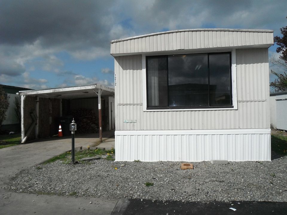 1st image of 1219 29th Street Pl NW #20