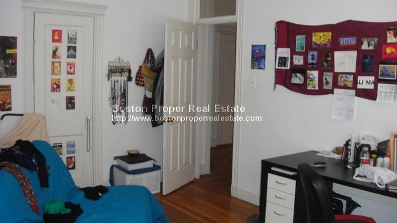 2nd image of 56 Charlesgate E #36A