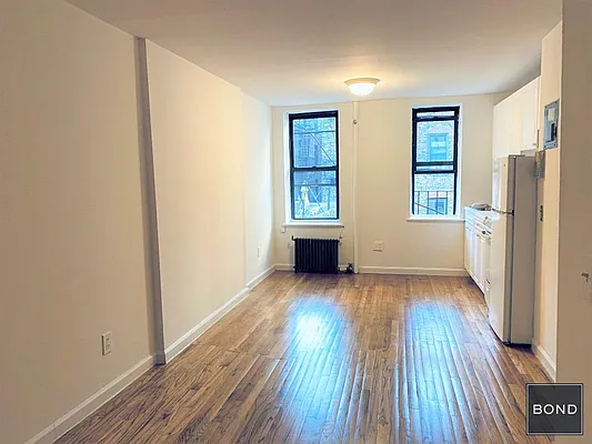 Rented by Bond New York | media 3