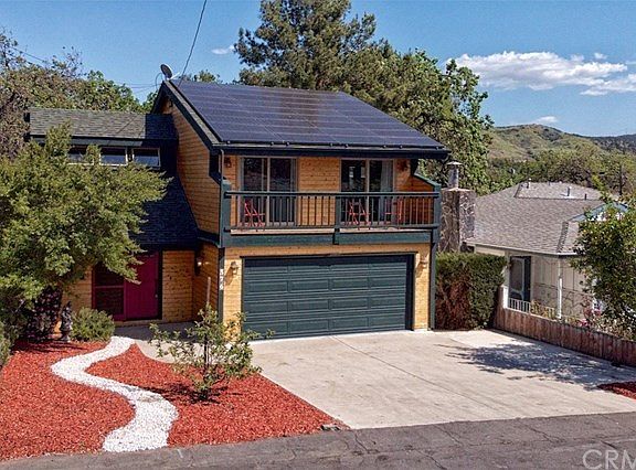 3rd image of 576 Brossard Dr