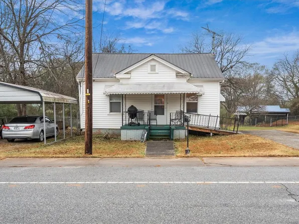 550 Leaman Ave, Whitmire, SC 29178