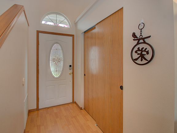 2nd image of 1817 NE 151st Cir