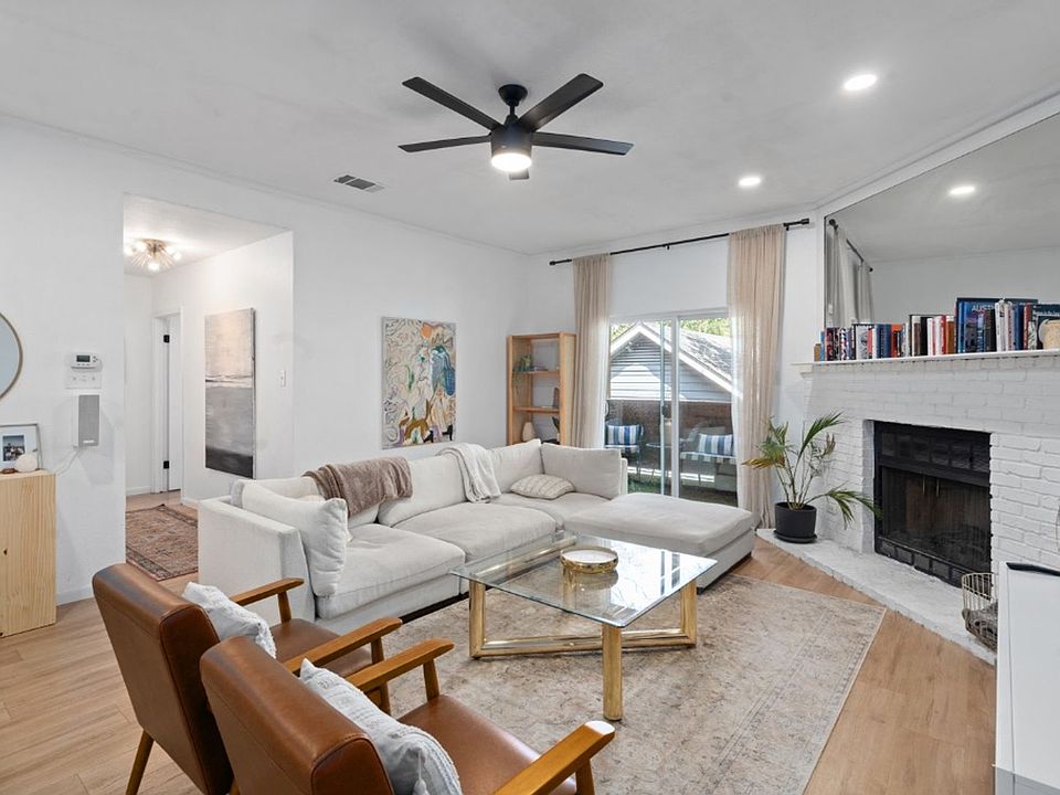 1st image of 2508 W 12th St APT 203