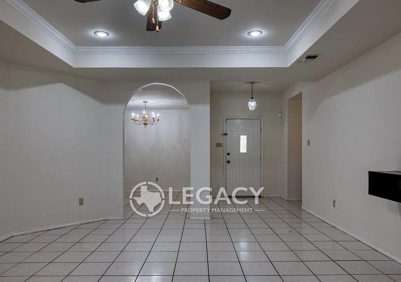 Vacant — Photo 3