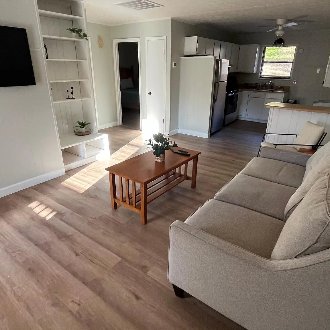1724 Collinson Ford Rd — Photo 3