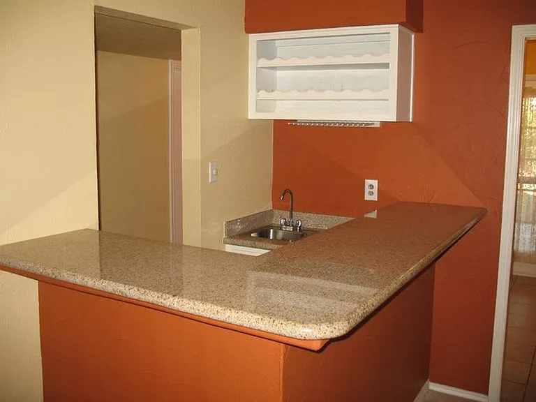 1325 Kesser Dr — Photo 8