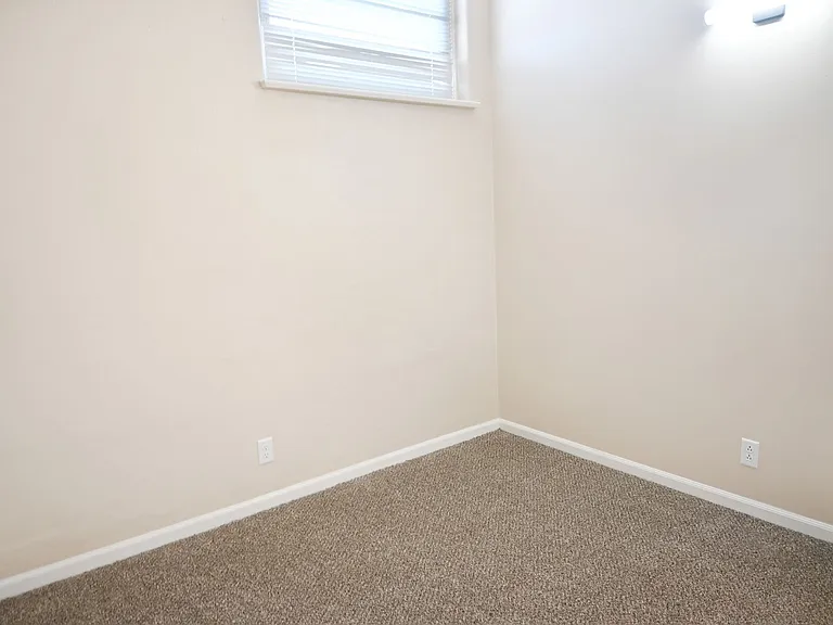 Rosewater Apartments — Photo 57