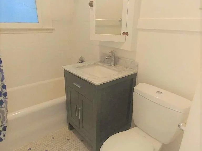566 Fell St #22 — Photo 12