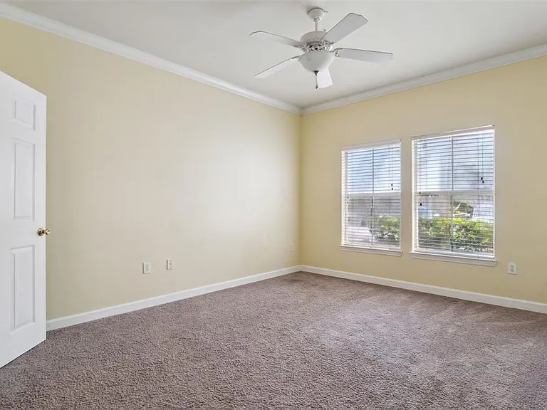 18332 Bridle Club Dr #18332 — Photo 14