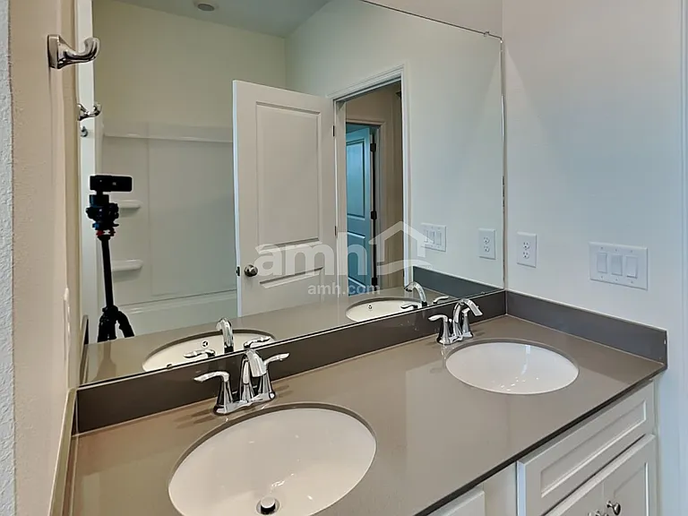 14605 Cedar Mill Dr — Photo 18