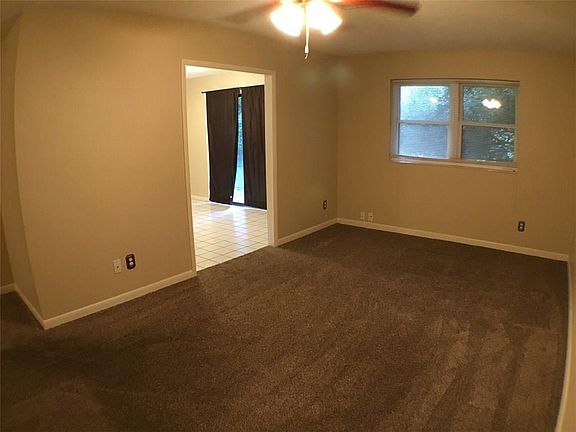 4th image of 3032 Kelsey Dr